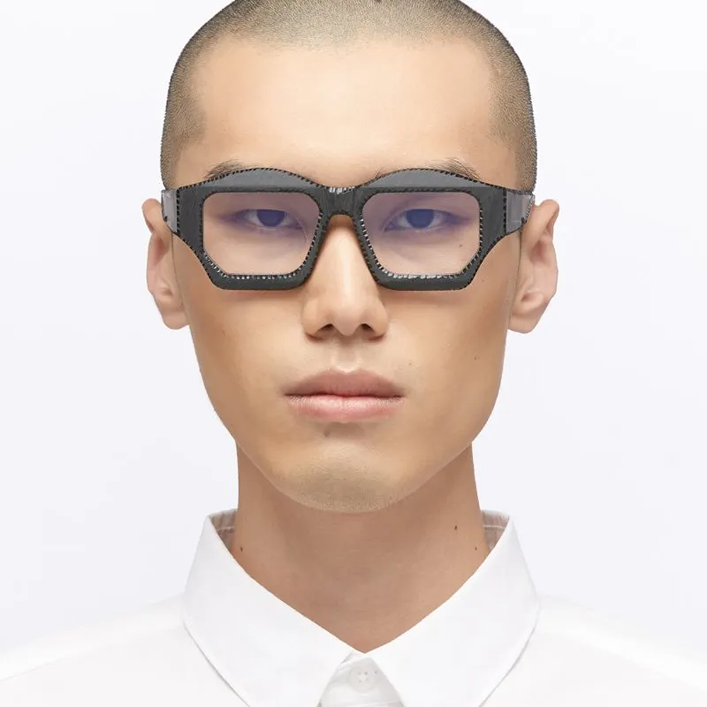 Kuboraum eyewear Model F4 col. BM AC