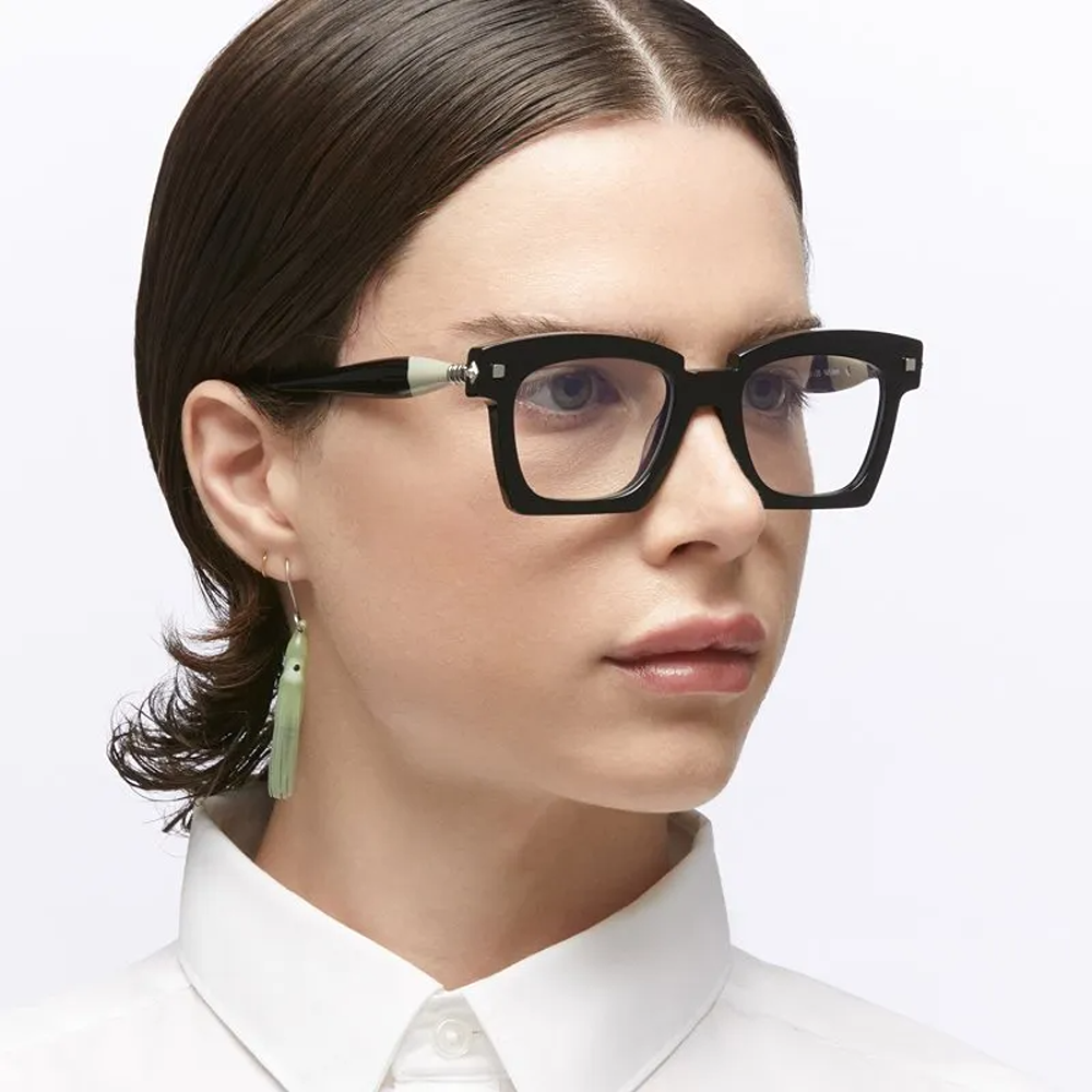 Kuboraum eyewear Model J5 col. BS