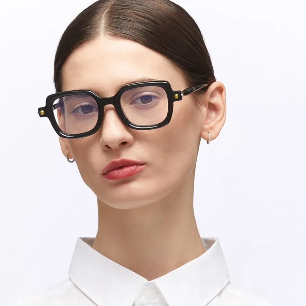 Kuboraum eyewear Model P4 col. BS GH