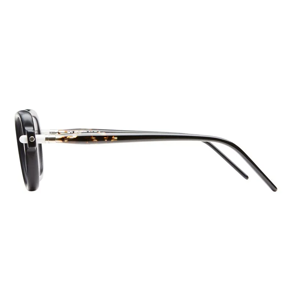 Kuboraum eyewear Model P5 col. BM GH