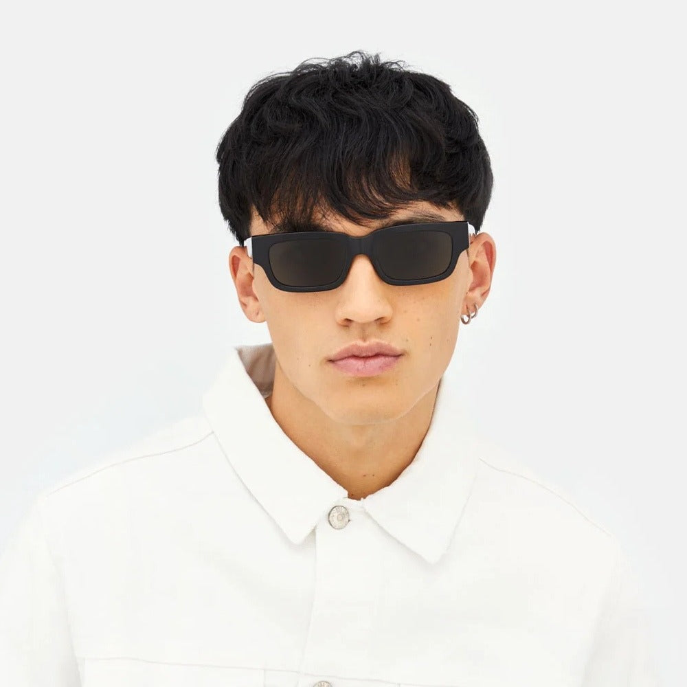 Retrosuperfuture sunglasses Model Roma Black col. black